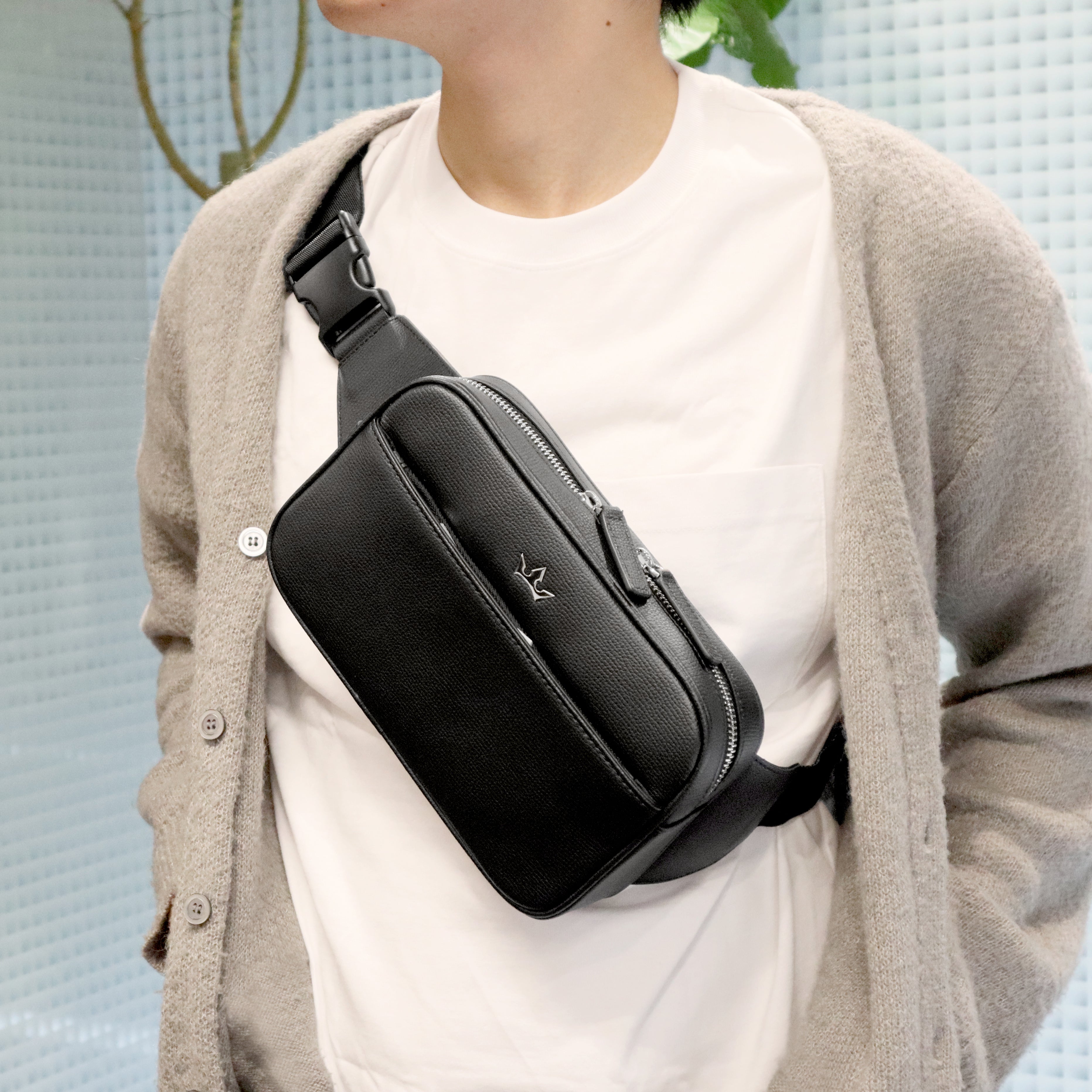 アワード ベルトバッグ(ブラック)