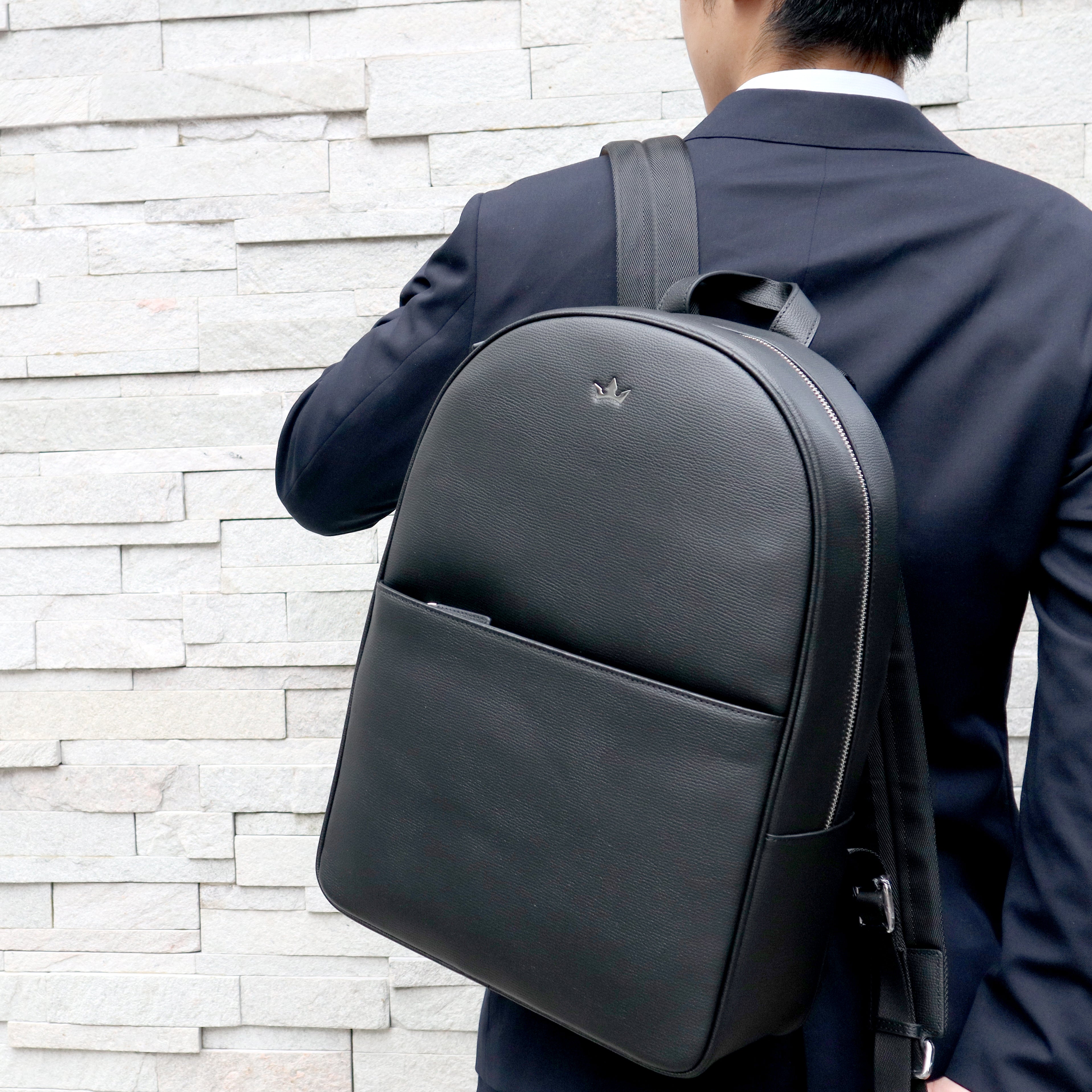 アワード バックパック ラウンド(ブラック)